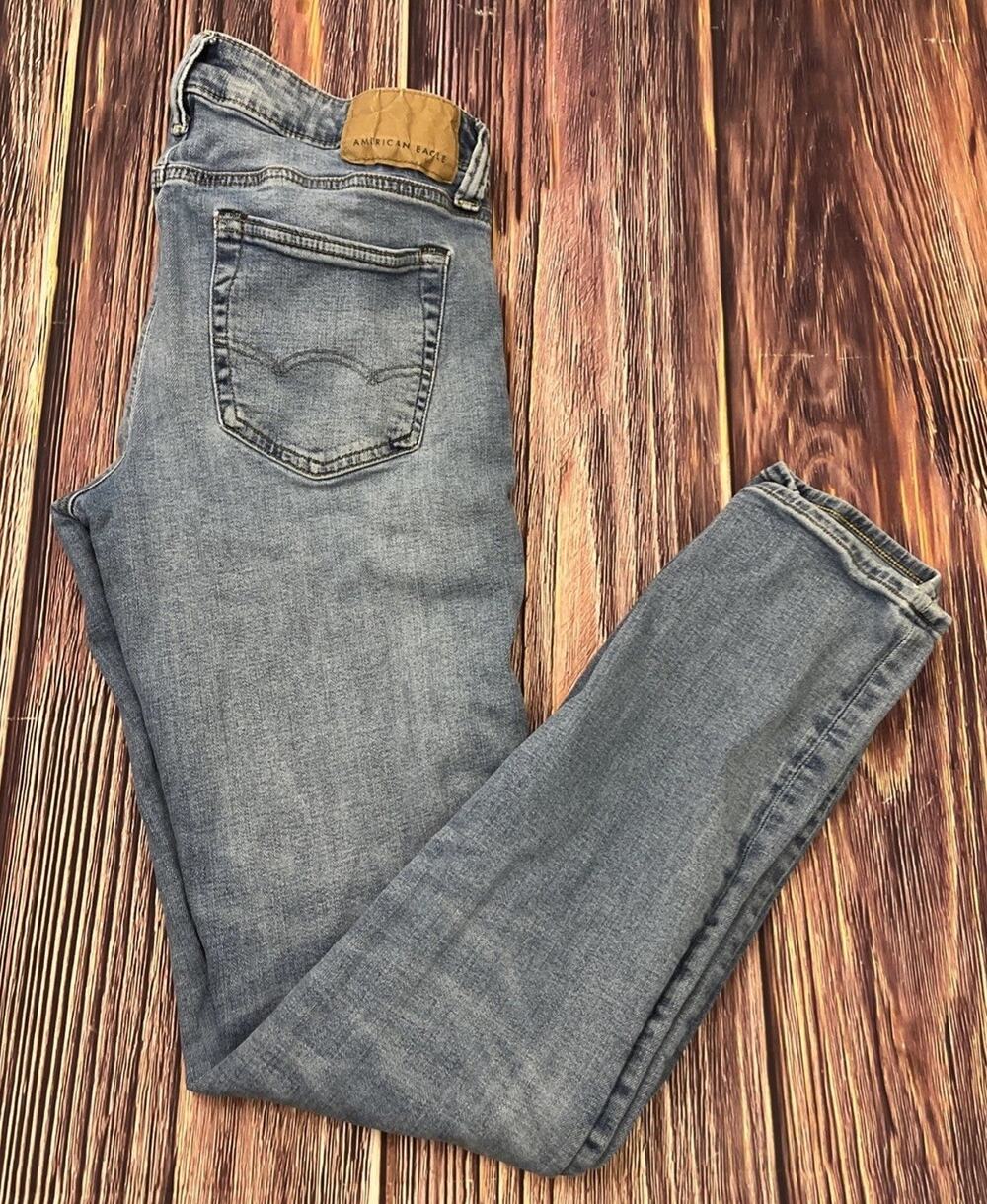 American Eagle Airflex+ Skinny Light Wash Jeans Mens Size 30x36 (Actual 30x32)